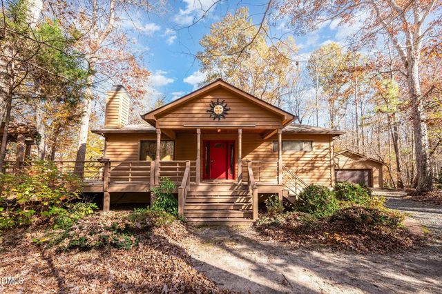 3153 Forest Knolls Drive, Chapel Hill, NC 27516