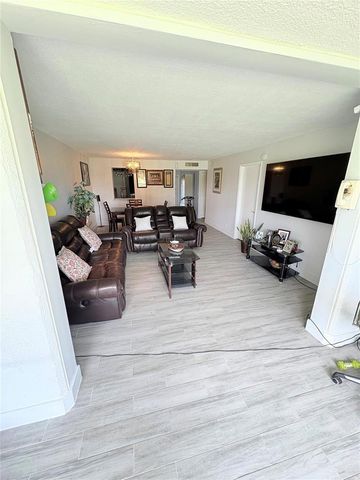 7684 NW 18th Street 101, Margate, FL 33063