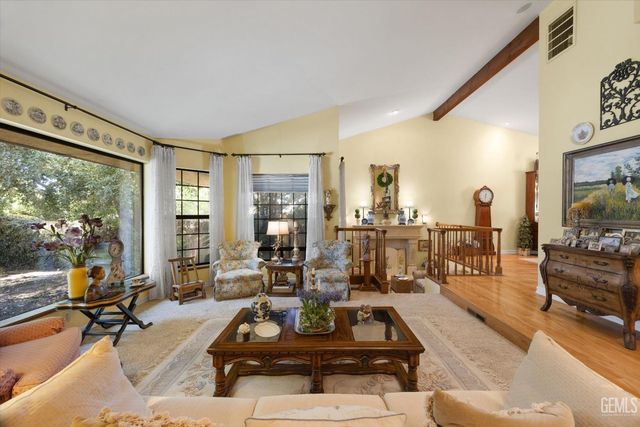 6600 Audene Way, Bakersfield, CA 93308