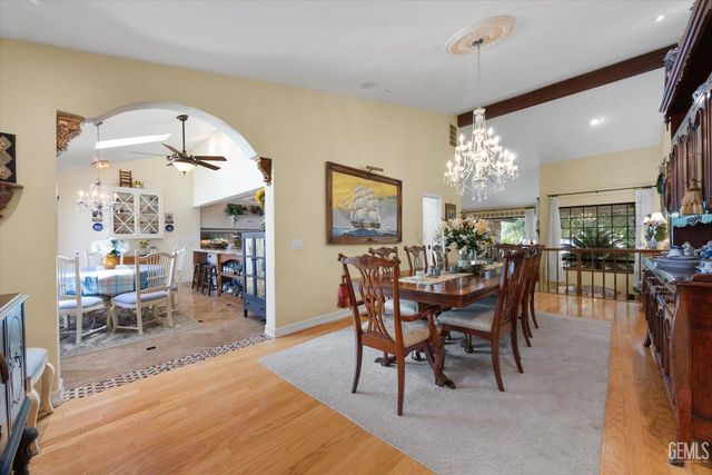 6600 Audene Way, Bakersfield, CA 93308