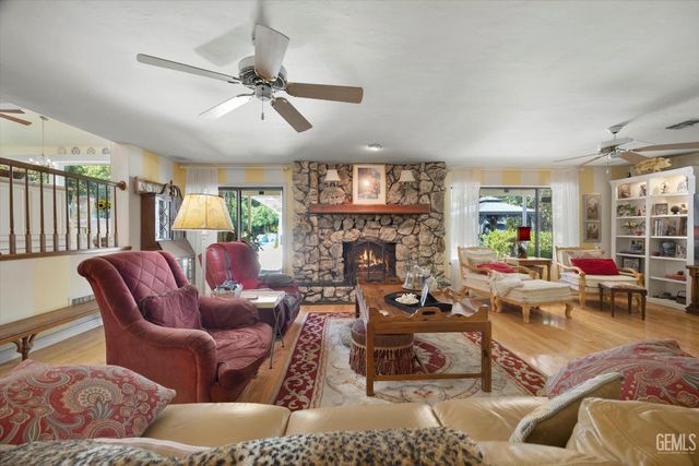 6600 Audene Way, Bakersfield, CA 93308