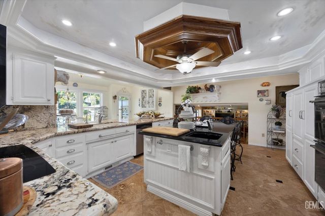 6600 Audene Way, Bakersfield, CA 93308