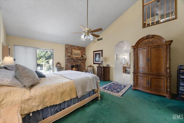 6600 Audene Way, Bakersfield, CA 93308