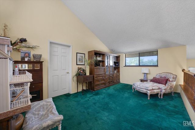 6600 Audene Way, Bakersfield, CA 93308