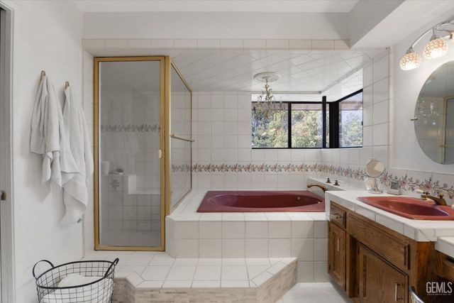 6600 Audene Way, Bakersfield, CA 93308