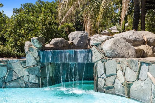 6600 Audene Way, Bakersfield, CA 93308