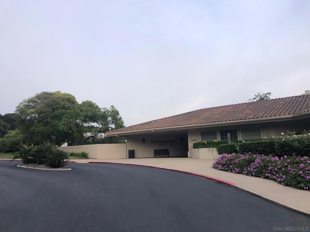 Image 26 of property listing at 6645 Caminito Scioto, La Jolla, CA 92037