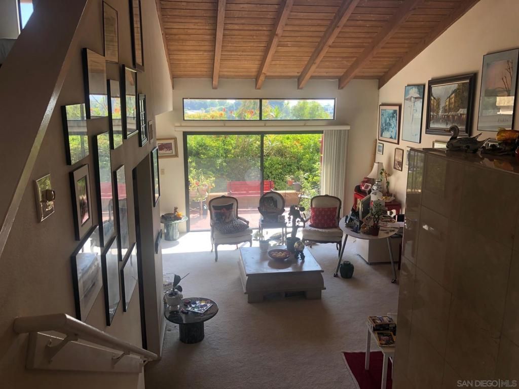 Image 6 of property listing at 6645 Caminito Scioto, La Jolla, CA 92037