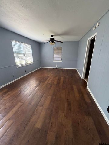 2318 Plume Drive, Tyler, TX 75703