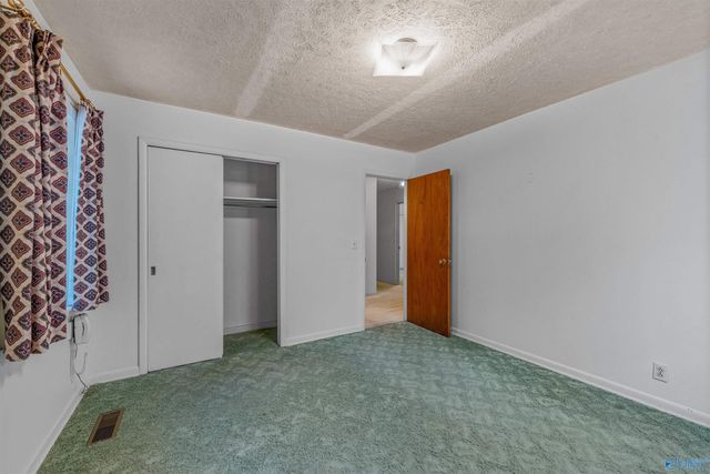 104 Wilks Drive, Fort Payne, AL 35967