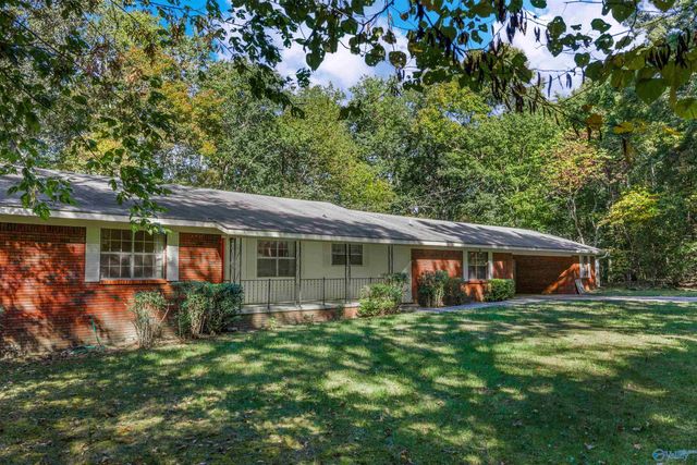 104 Wilks Drive, Fort Payne, AL 35967