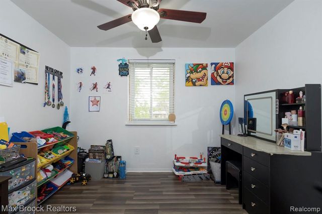 8308 Hickory Drive, Sterling Heights, MI 48312