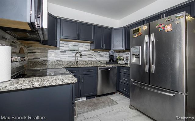 8308 Hickory Drive, Sterling Heights, MI 48312