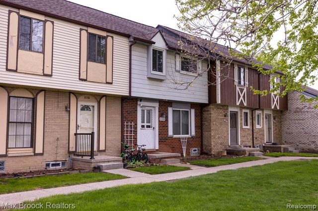 8308 Hickory Drive, Sterling Heights, MI 48312