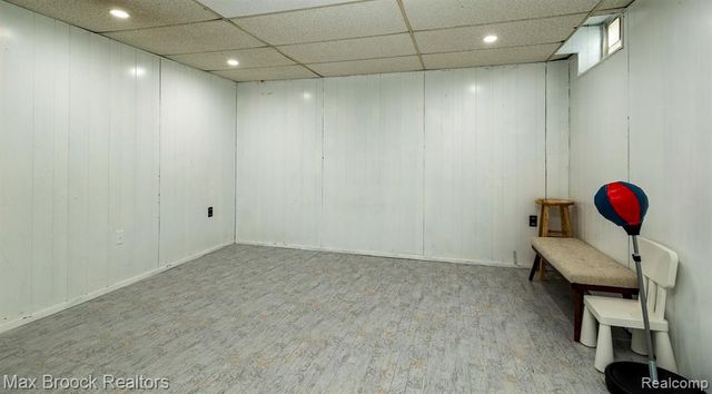8308 Hickory Drive, Sterling Heights, MI 48312