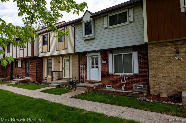 8308 Hickory Drive, Sterling Heights, MI 48312
