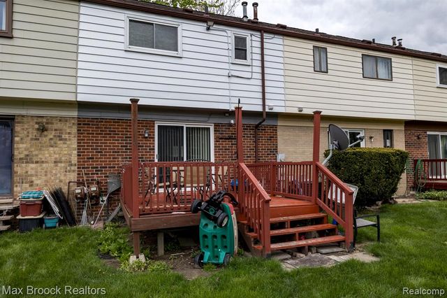 8308 Hickory Drive, Sterling Heights, MI 48312