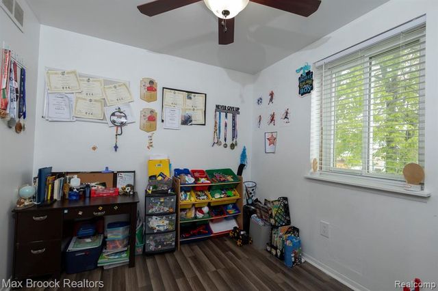 8308 Hickory Drive, Sterling Heights, MI 48312