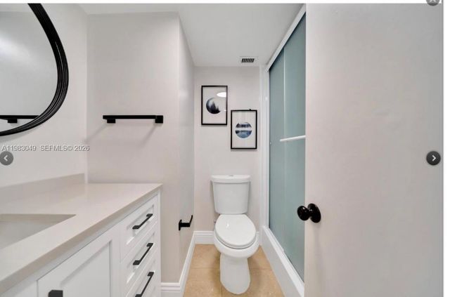 9001 SW 77th Ave C202, Miami, FL 33156