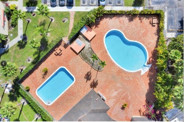 9001 SW 77th Ave C202, Miami, FL 33156