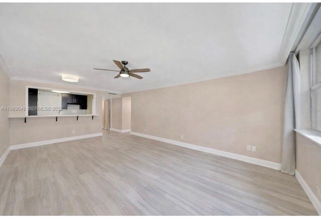 9001 SW 77th Ave C202, Miami, FL 33156