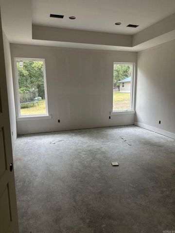 9305 Zuber, Alexander, AR 72002