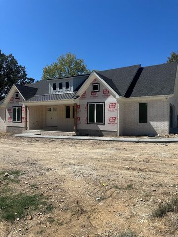 9305 Zuber, Alexander, AR 72002