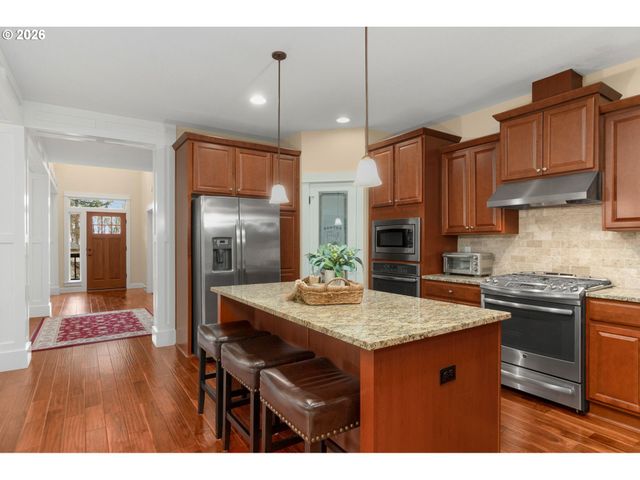 11546 Se LINCOLN HEIGHTS St, Happy Valley, OR 97086