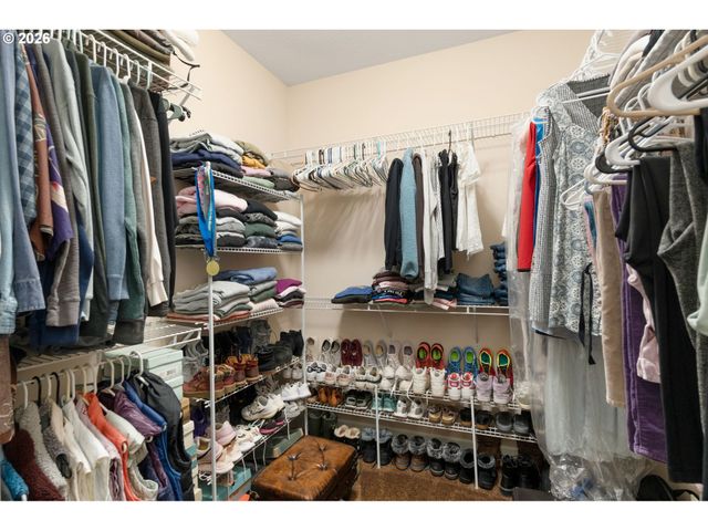 11546 Se LINCOLN HEIGHTS St, Happy Valley, OR 97086