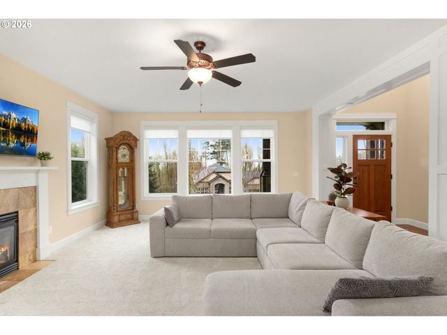 11546 Se LINCOLN HEIGHTS St, Happy Valley, OR 97086