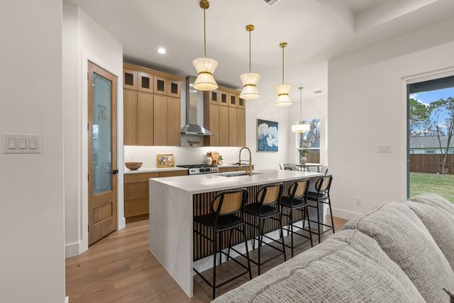 7222 Benning Avenue, Dallas, TX 75227