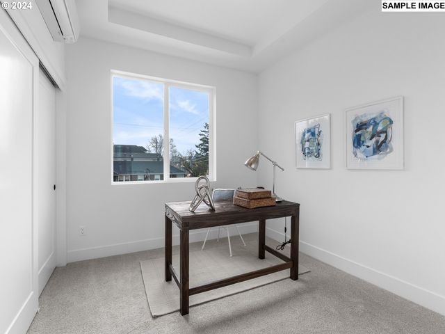 4370 N GANTENBEIN Ave 4, Portland, OR 97217