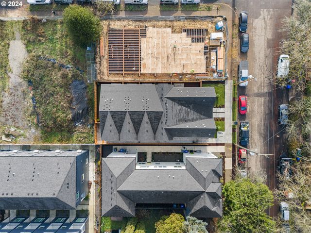 4370 N GANTENBEIN Ave 4, Portland, OR 97217