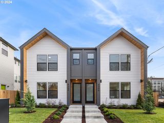 4370 N GANTENBEIN Ave 4, Portland, OR 97217