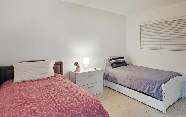 1643 Pentecost Way 1, San Diego, CA 92105