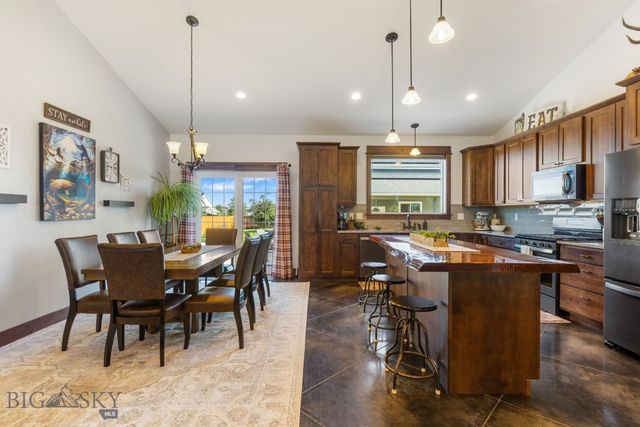 101 King Meadow Ln, Bozeman, MT 59718