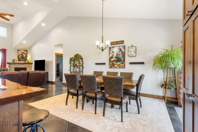 101 King Meadow Ln, Bozeman, MT 59718