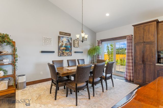 101 King Meadow Ln, Bozeman, MT 59718