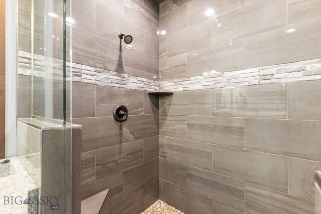 101 King Meadow Ln, Bozeman, MT 59718