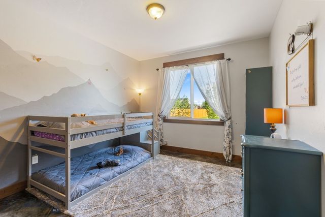 101 King Meadow Ln, Bozeman, MT 59718