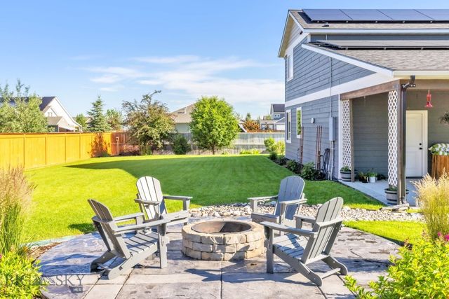 101 King Meadow Ln, Bozeman, MT 59718