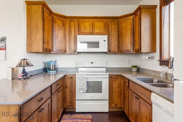 101 King Meadow Ln, Bozeman, MT 59718