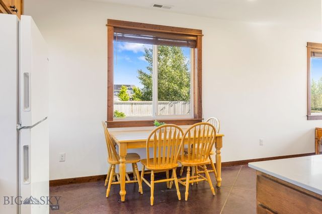 101 King Meadow Ln, Bozeman, MT 59718