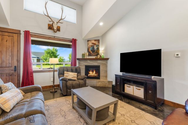 101 King Meadow Ln, Bozeman, MT 59718