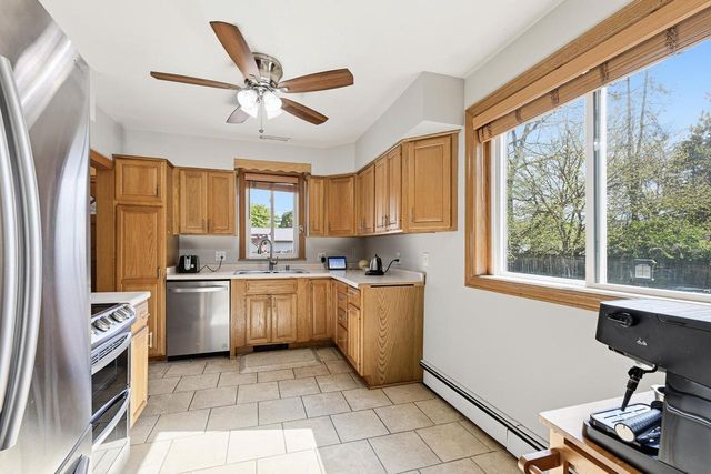 440 Norwich STREET, Milwaukee, WI 53207