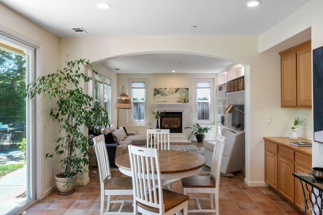 20 Ashland Dr, Novato, CA 94949