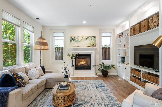 20 Ashland Dr, Novato, CA 94949