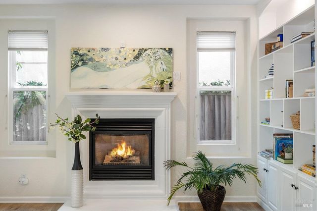 20 Ashland Dr, Novato, CA 94949