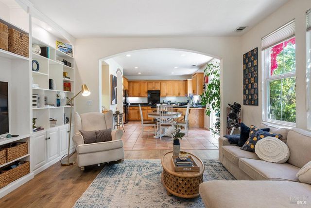 20 Ashland Dr, Novato, CA 94949