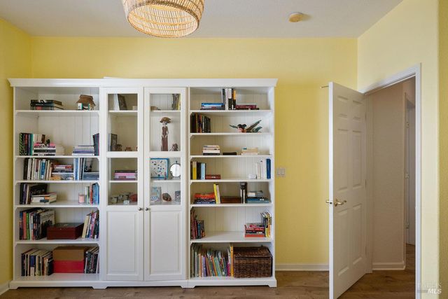 20 Ashland Dr, Novato, CA 94949